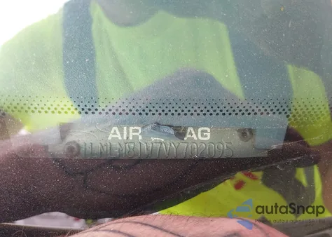 1997 Lincoln Town Car Executive из США, поврежденный, VIN 1LNLM81W7VY702095